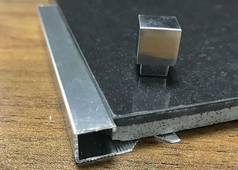 アルミニウム放出のプロフィールの専門の製造者のためのタイルのトリム