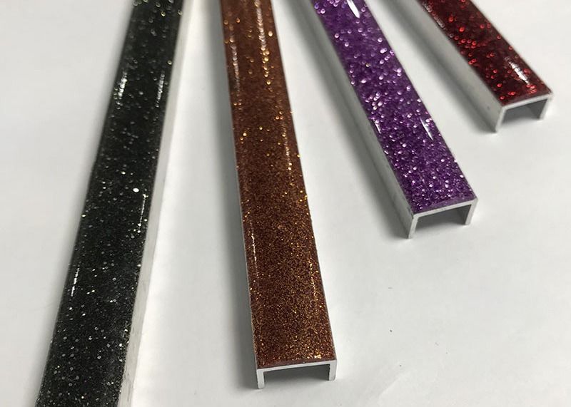 卸し売り贅沢な設計アルミニウムU形の端保護アルミニウム セラミック タイルのトリムの金属のタイルのプロフィール