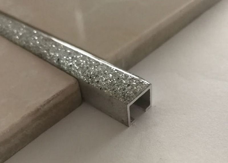 アルミニウム プロフィールのタイルのトリムの金属のプロフィールの陶磁器の端のアルミニウム タイルのトリム